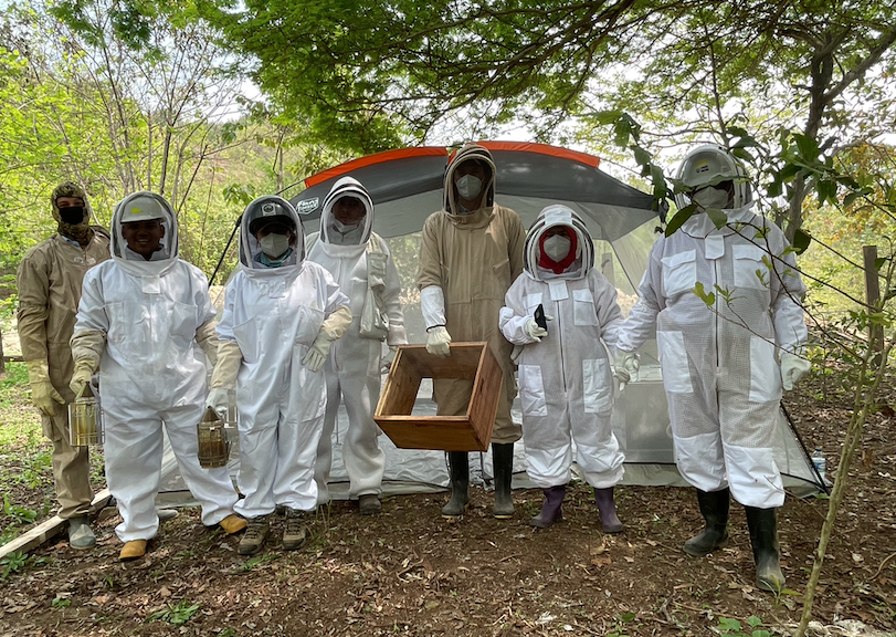 Equipo de Biólogo FHGD - Fundación Hidrobiológica George Dahl